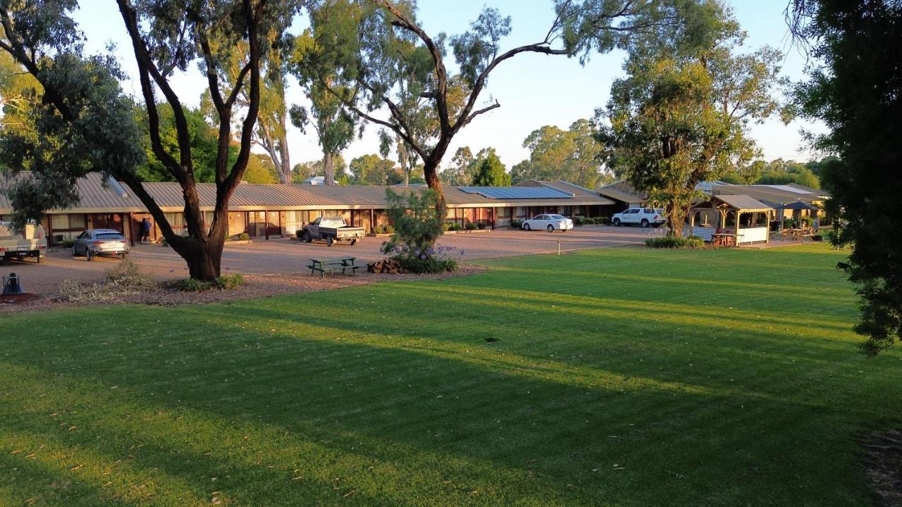 Tatura Country Motel Buitenkant foto